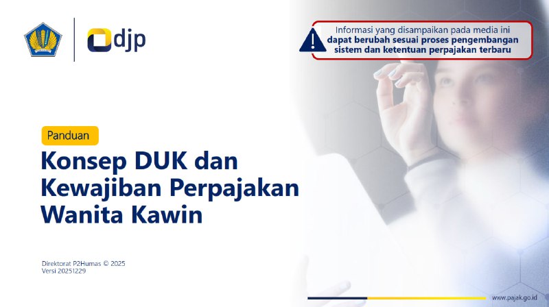 Paparan ini membahas komprehensif📌 Konsep Data Unit Keluarga (DUK)dan📌 Pemenuhan kewajiban perpajakan bagi wanita kawindalam sistem Coretax DJP.🔹 1. Landasan Hukum & Sumber PembelajaranMateri disusun berdasarkan ketentuan perpajakan yang berlaku, antara lain:- Pasal 8 UU Pajak Penghasilan- PER-7/PJ/2025 dan PER-11/PJ/2025 (administrasi NPWP & pelaporan pajak di Coretax)Sebagai pendukung pemahaman, materi juga dilengkapi:- Knowledge Platform Coretax🔹 2. Konsep Data Unit Keluarga (DUK)DUK adalah kumpulan data anggota keluarga yang diperlakukan sebagai🧩 satu kesatuan ekonomis perpajakan.Perlu dicatat:- Konsep DUK lebih luas daripada sekadar penentuan tanggungan PTKP- DUK menjadi dasar sistem dalam menentukan alur pelaporan dan penghitungan pajakDalam satu DUK terdapat 7 status unit perpajakan, antara lain:- Kepala Unit Keluarga- Tanggungan- Bukan Tanggungan- Kepala Unit Keluarga Lain (untuk kondisi MT, PH, HB, atau OP)🔹 3. Skenario Perpajakan Wanita KawinMateri menjelaskan beberapa kondisi yang dapat dipilih oleh istri, yaitu:1️⃣ NPWP Gabung Suami- Istri menggabungkan kewajiban pajak dengan suami- NPWP istri dinonaktifkan- Data istri dimasukkan sebagai tanggungan dalam DUK suami2️⃣ Hidup Berpisah (HB)- Berdasarkan putusan pengadilan- Suami dan istri menjalankan kewajiban pajak masing-masing3️⃣ Pisah Harta (PH) & Memilih Terpisah (MT)- Istri tetap menggunakan NPWP sendiri- Namun penghitungan pajak dilakukan atas penggabungan penghasilan neto suami-istri- Pajak terutang kemudian dibagi secara proporsional🔹 4. Prosedur Teknis di CoretaxMateri memuat panduan teknis langkah demi langkah, antara lain:- Pemutakhiran dan pengkinian data DUK di menu Profil Coretax- Pengajuan Non Aktif NPWP istri (jika gabung suami)- Proses review oleh petugas pajak (Office Review)Seluruh proses dijelaskan dengan ilustrasi/tangkapan layaragar mudah diikuti oleh Wajib Pajak.🔹 5. Perhitungan dan Pelaporan SPTDisajikan contoh:- Perhitungan pajak untuk berbagai skenario wanita kawin  (istri pegawai, istri usaha/pekerjaan bebas, NPWP gabung atau terpisah)- Cara pengisian lampiran SPT Tahunan sesuai status DUK🔹 6. Informasi Tambahan & FAQBagian akhir memuat:- Perbandingan NPWP gabung vs NPWP terpisah- FAQ yang sering ditanyakan Wajib Pajak- Ketentuan pendaftaran NPWP baru bagi wanita kawin- Tindak lanjut administrasi jika suami meninggal dunia🧩 Analogi DUK:Data Unit Keluarga (DUK) ibarat “peta keluarga” dalam sistem pajak.Dari peta ini, Coretax bisa mengenali:siapa tanggungan, siapa mandiri, dan siapa kepala unit,sehingga pengisian SPT dan perhitungan pajakbisa berjalan otomatis dan konsisten sesuai ketentuan.Unduh di sini: 